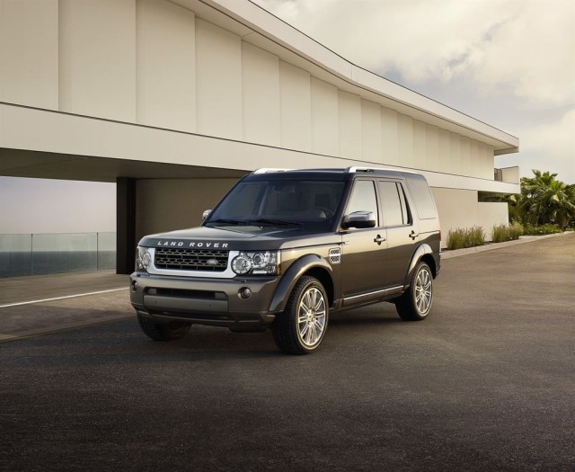 Land Rover Discovery 4 HSE Luxury Limited Edition-3.jpg